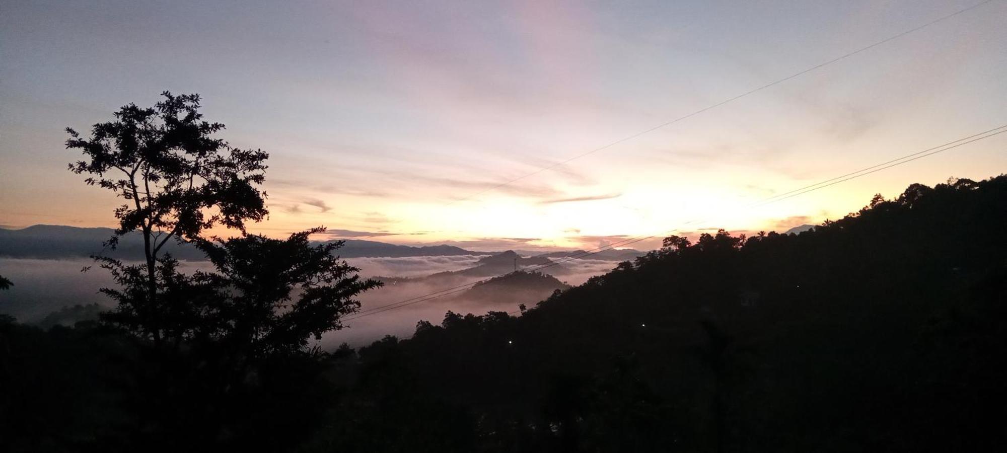 Kandy Ivy Mountain View Resort Camera foto
